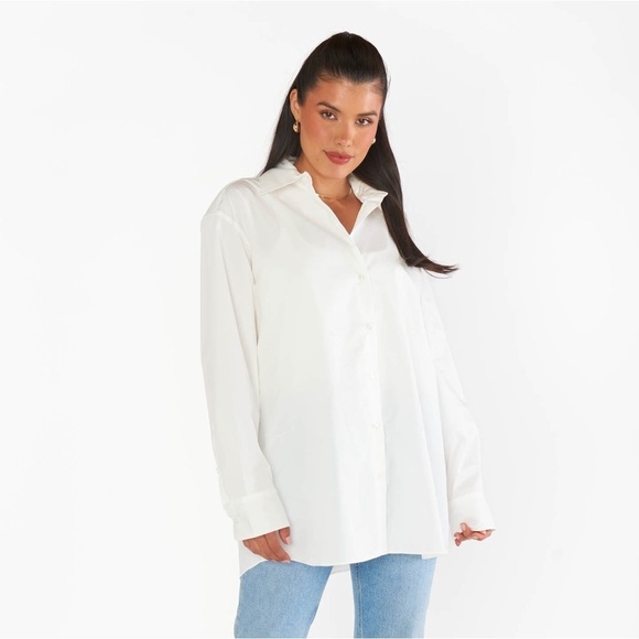 SHOW ME YOUR MUMU Banks Button Down Shirt In White Poplin - Picture 9 of 12
